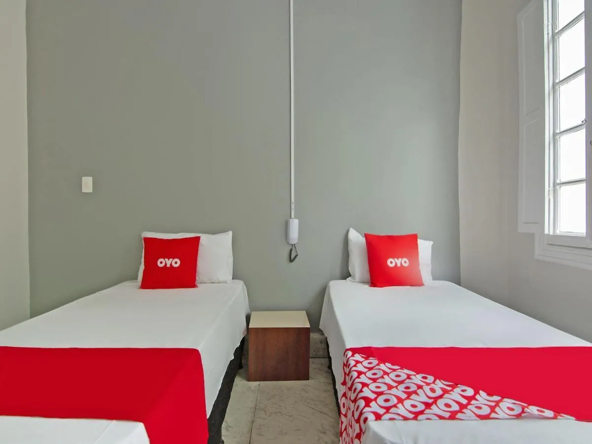 Oyo Hotel Castro Alves, São Paulo